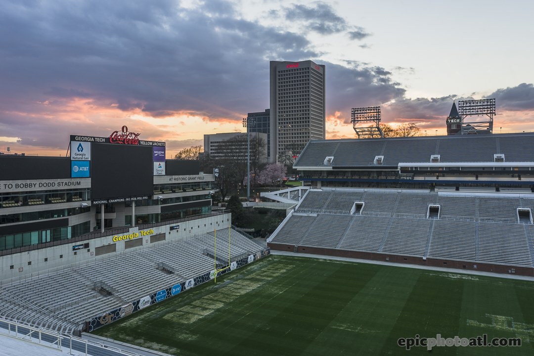 epicphotoatl's tweet image. #Sunrise over #BobbyDoddStadium 
...
...
...
#GeorgiaTechFB #RamblinWreck #georgiatech #georgiatechyellowjackets