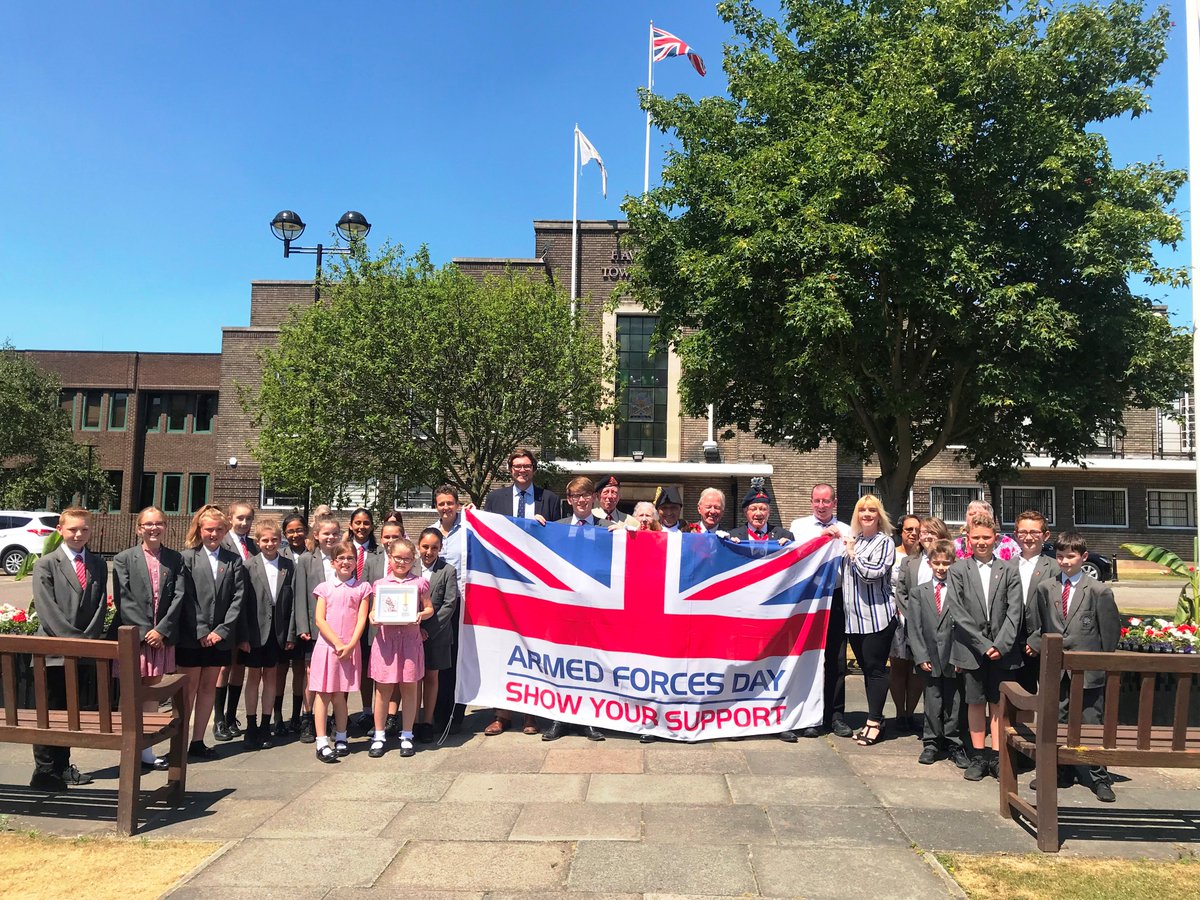 Our Mayor Councillor Dilip Patel with Parkland Junior School, the Leader and Members of the Council getting ready to raise the flag in support of #ArmedForcesDay. We will be celebrating the day and #SaluteOurForces on Saturday 30 June with a parade and street party