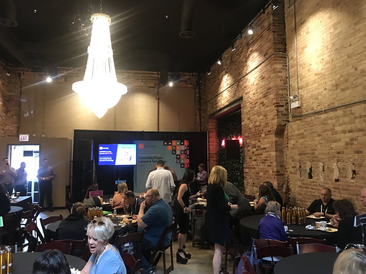 HeyDrKia's tweet image. SUPER PUMPED to hear more about personalization and differentiation this morning at @itslearningUSA #ReThinkLearningSummit #iste18