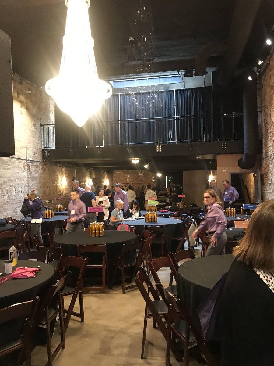 HeyDrKia's tweet image. SUPER PUMPED to hear more about personalization and differentiation this morning at @itslearningUSA #ReThinkLearningSummit #iste18