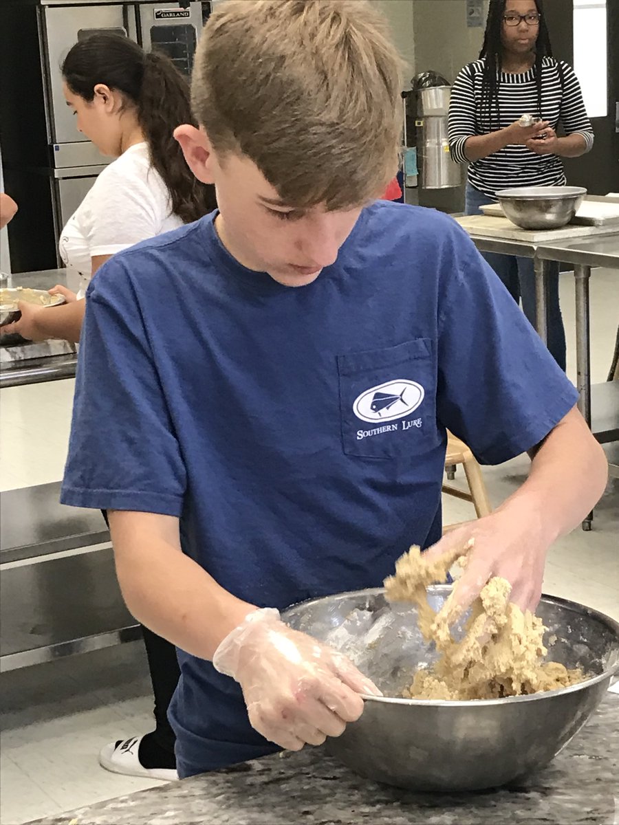 HVACTC's tweet photo. Week #2 of #BakingSummerCamp new students and a slightly different agenda. @Bakingchefjay @ChesterfieldVa @ColleenBryant16 @CATEC_Culinary @ccpsinfo @CCPSCTE @PBL_Peyton @Holicky @VirginiaCTE @ServSafe @BraveTart @seriouseats https://t.co/aw9KnGGkhK
