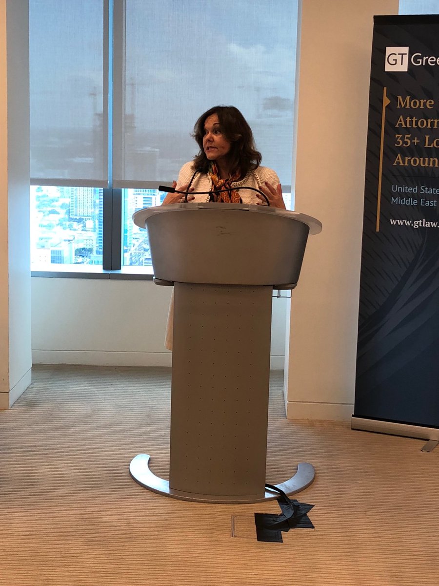 brown4lawyers's tweet image. ⁦@ABAesq⁩ President Bass addresses CBLA ⁦@ABADiversity⁩ “we have a humanitarian crisis” as she heads to Texas to see how lawyers can help. #TimeToStepUp