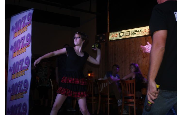 Badger1Service's tweet image. We know how to help you get through Monday… look back on Friday night! We had a blast with everyone who came out to The White Buffalo for the @WSRZ #FNDP. While you’re looking through the photos in the link, make plans to join us in July for the next one! ihr.fm/2KjLEqb