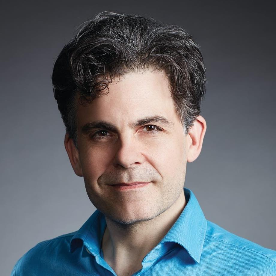 hansonrobotics's tweet image. Meet our team: @HansonRobo Founder & CEO Former Walt Disney Imagineering senior designer, recipient of numerous awards from NASA, NSF, AAAI, Tech Titans’ Innovator of the Year, and Cooper Hewitt Design Triennial. #HansonRobotics #AI #Robots #Robotics #MotivationMonday