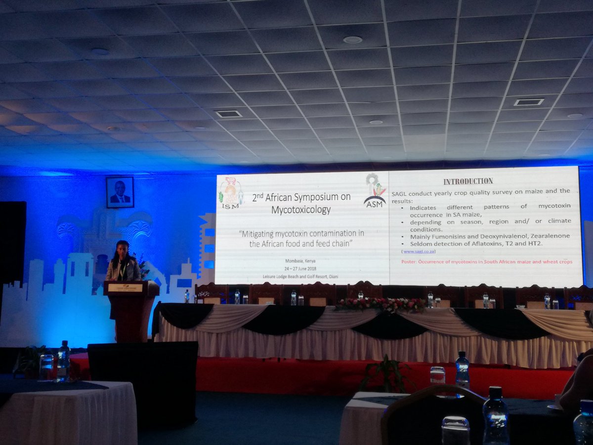 LabFusarium's tweet photo. Next up: Z. Skhosana- Evaluation of commercial screening kits for the detection of mycotoxinsin maize in non-laboratory environment. #ASM2018 #Mycotoxins #ScreeningKits #Maize https://t.co/25sut62Rw4