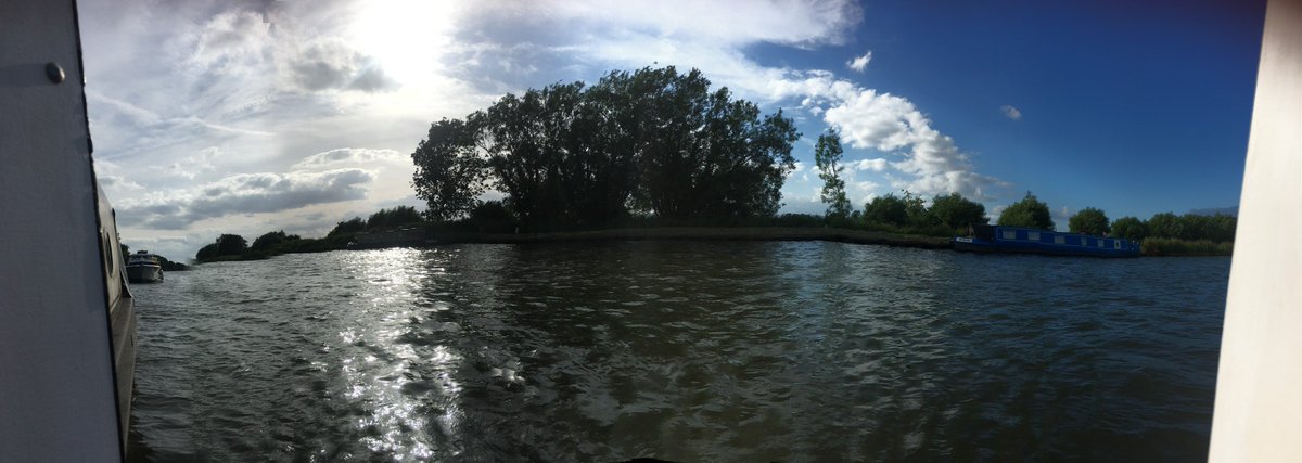 theboatstudio's tweet photo. Fancy waking up to a view like this from our hatch window!? 5 days to go to apply for our Border Bound project. #art #residency #boatresidency 

https://t.co/jJMUb0O6Ei https://t.co/wEsIxUa3cS