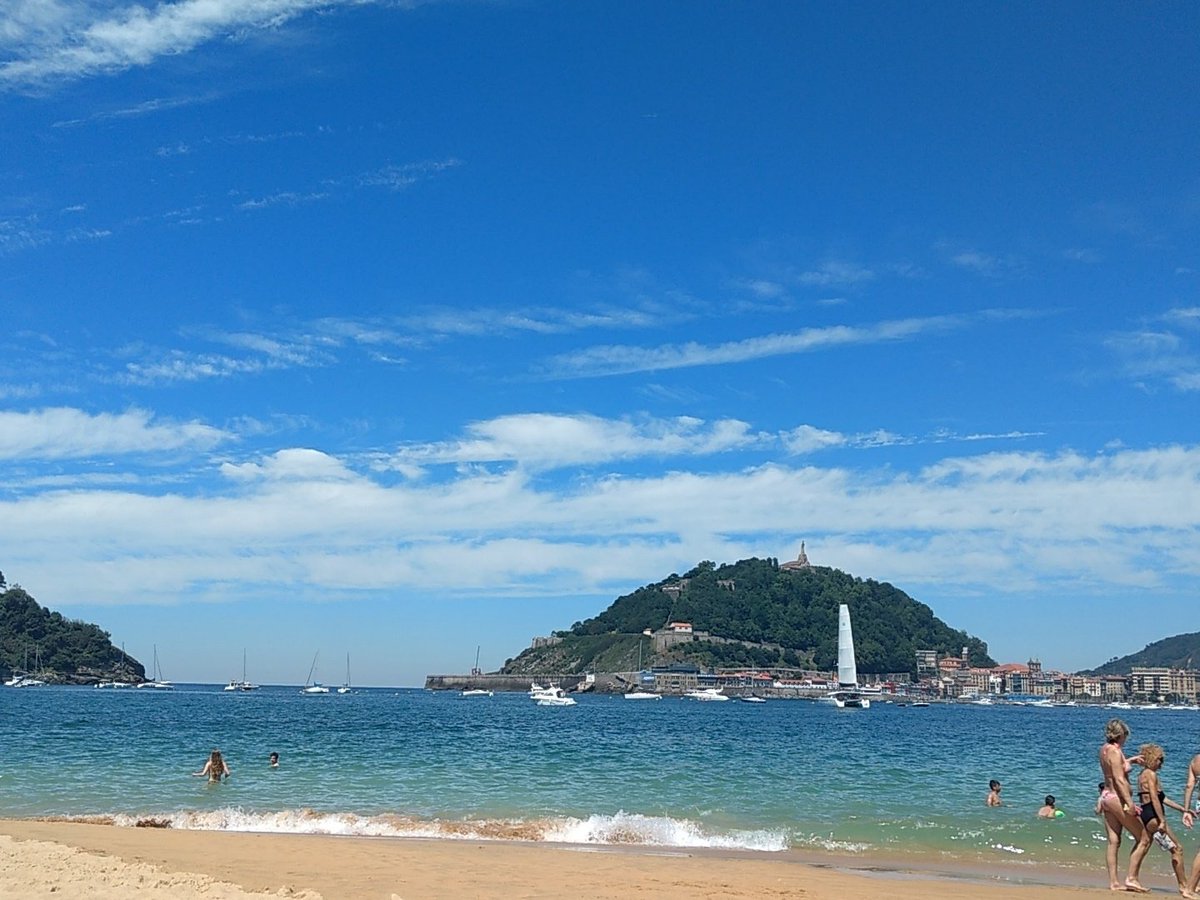SimoBouzas's tweet photo. @tiempobrasero así anda la cosa por el norte #donosti #sansebastian https://t.co/F97Bf5W2c9