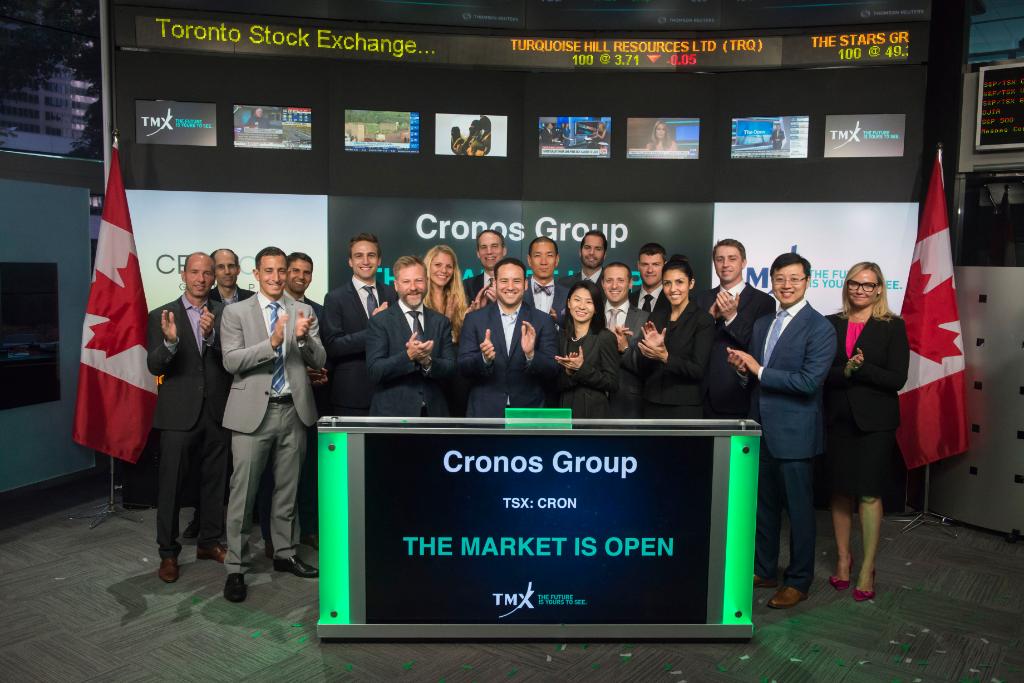 tsx_tsxv's tweet photo. Michael Gorenstein, Chairman, President &amp; Chief Executive Officer, Cronos Group Inc. $CRON opened the market to celebrate their graduation to Toronto Stock Exchange on May 23, 2018. Congratulations! https://t.co/kU1p28w7wL