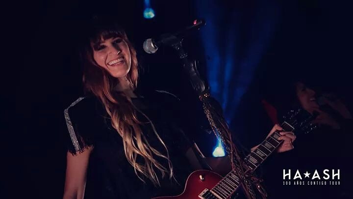 HaAshMedellin's tweet photo. #HappyBirthdayHanna @haashoficial 🇨🇴❤🎤🎂🎊🎈🎉🎁 https://t.co/cWmqgqyr1s