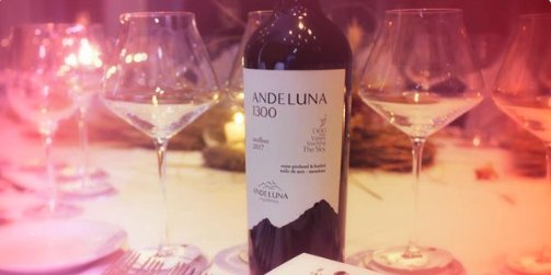 BodegaAndeluna's tweet photo. Andeluna 1300 #Malbec 2017, un #tinto con el #sello de #valledeuco Buen lunes! #BodegaAndeluna #Andeluneando #redwine #tinto #malbec2017 #Andeluna1300 #winefan #amantedelvino #Gualtallry #Mendoza @GuiaBlend
https://t.co/jaUAX4ZiO2 https://t.co/7eGN6SLBSv