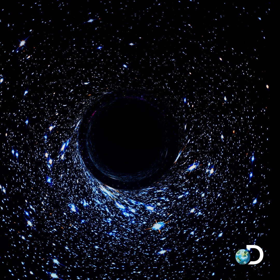 DiscoveryLA's tweet photo. Fue descubierto un inmenso agujero negro de 13 mil millones de años luz de edad, casi tan antiguo como el universo. Los astrónomos no pueden comprender cómo es que se formó tan temprano en la historia del universo. #EnigmasDiscovery https://t.co/lvnG4Tv1Vw