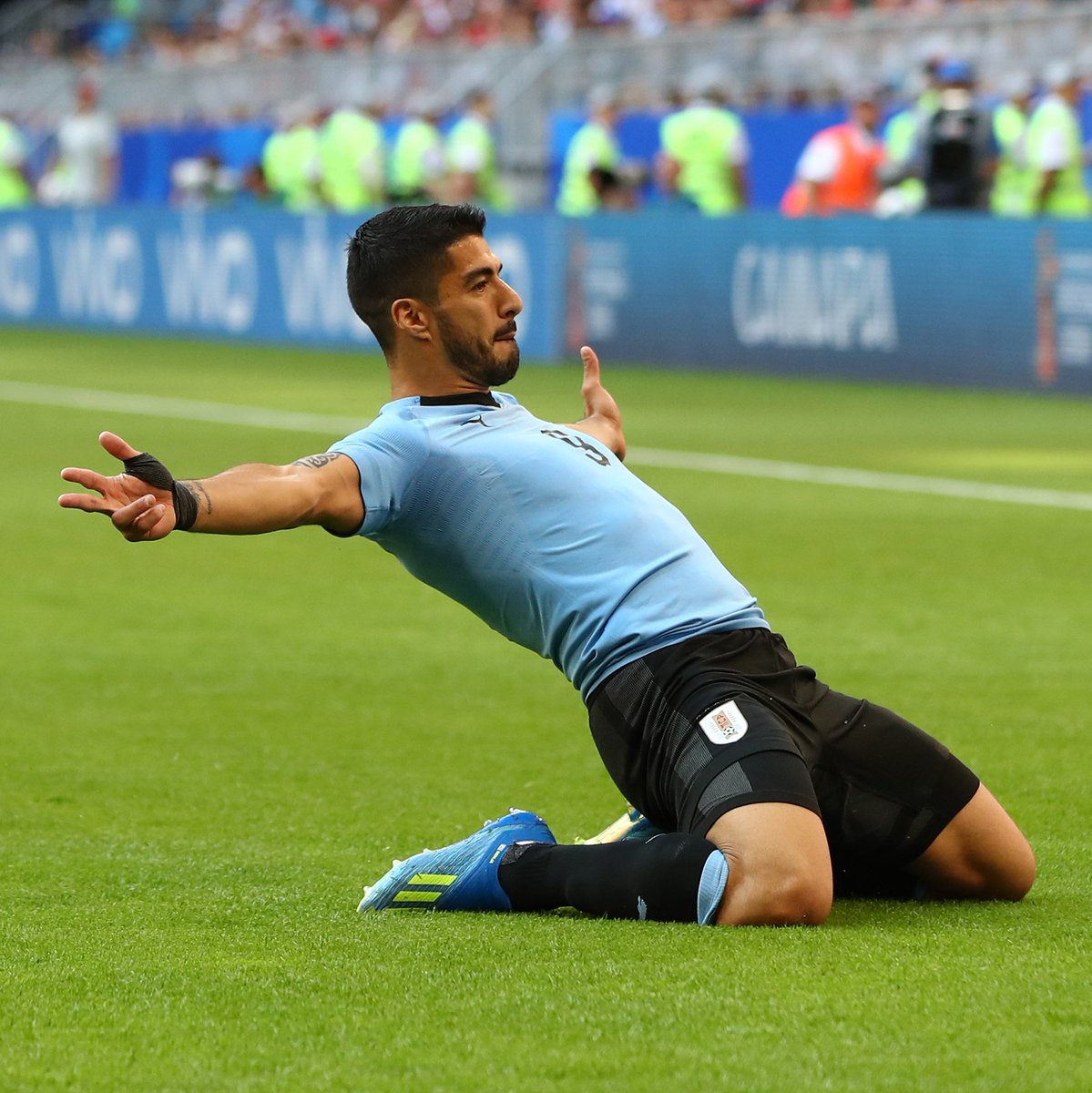 ChampionsLeague's tweet photo. 🇺🇾 Luis Suárez has now scored 7  World Cup goals for Uruguay 🔥🔥🔥

#UCL https://t.co/gyaPRESdyW