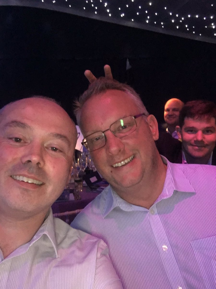 simonbennett42's tweet photo. Great night at #extraordinary2018 that #tddellemc https://t.co/Opz6UAuhoG