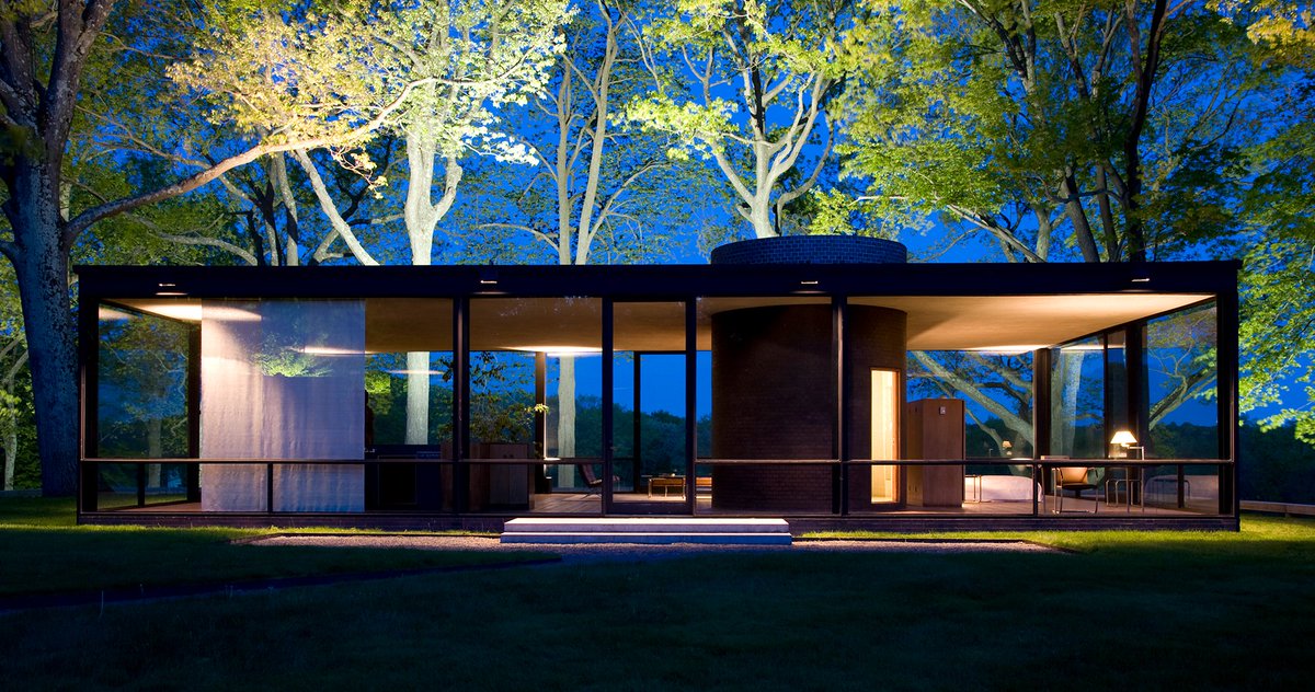 InteriorDesign's tweet image. Behind the design: an inside look at Philip Johnson's iconic Glass House: bit.ly/2pvV8EB