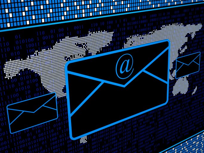 Fortinet's tweet image. #Email #phishing and #malware attacks continue to be a preferred method of distribution for #cybercriminals. But what makes email such an effective tool for infecting their victims? Here, our @FortiGuardLabs team gives tips to beef up your email security. spr.ly/6018Dmk3O
