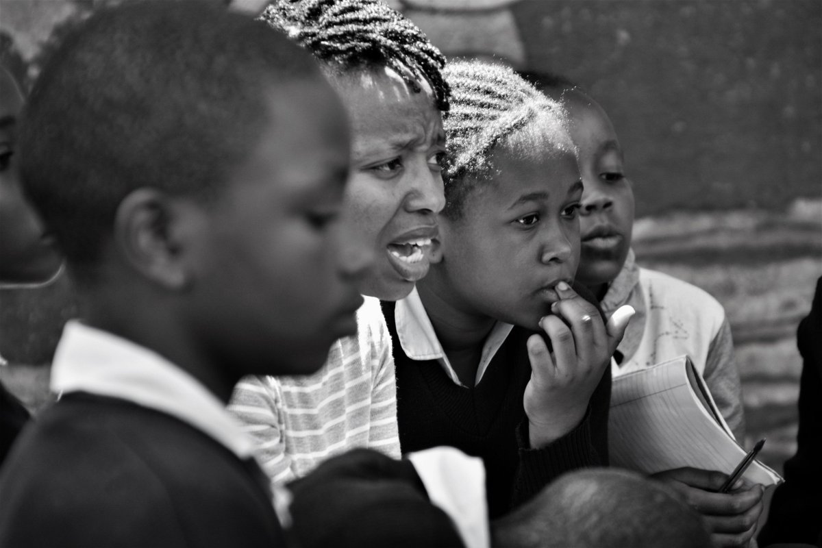 aftisa_art's tweet photo. Our local Volunteers play a Big Role in Advancing and advocating for Leadership in Education to our pupils.. 

#AftisaArt
#AdoptArtForLife 
#G-TambueInitiative https://t.co/RpYmaI3btu