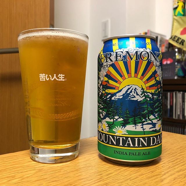 yoshiani's tweet image. 2本目も、
FREMONT BREWINGで、
MOUNTAIN DAISY🍺
#fremontbrewing
#mountaindaisy
#craftbeer
#クラフトビール
#beer
#ビール
#今宵の晩酌ビール ift.tt/2Kk8y0D