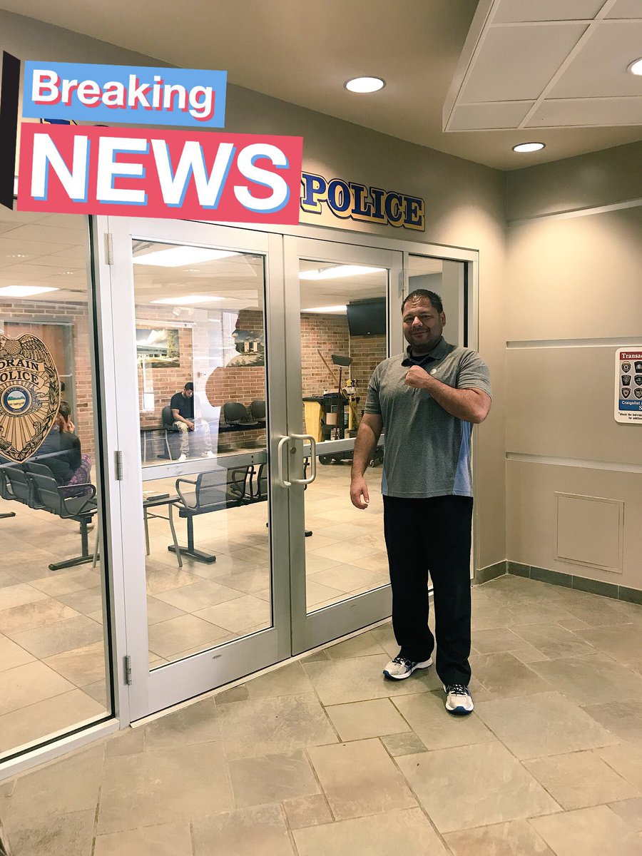 KrisBoyd425's tweet photo. Mike and I hitting the streets! Today’s focus is #FirstNet and #WINLOCAL 🔥🔥🔥🔥🔥 https://t.co/tSsCr7gQ3f