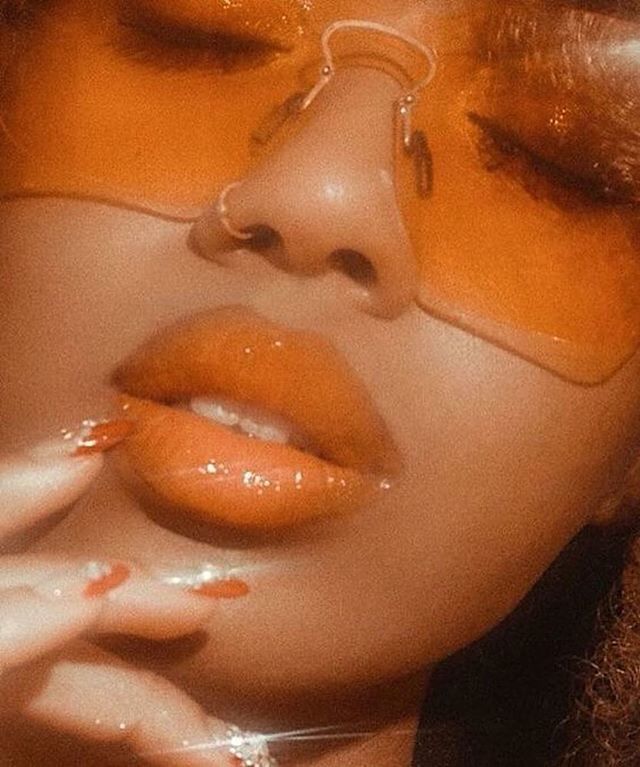 skinvolve's tweet photo. Get that smooth shine with our Body Boost Gel, targeting problem areas with a concentrated burst of cell-stimulating ingredients like green tea, menthol and ginseng for a tightening and smoothing effect. https://t.co/5OAndEizNY https://t.co/FEF2137sq2