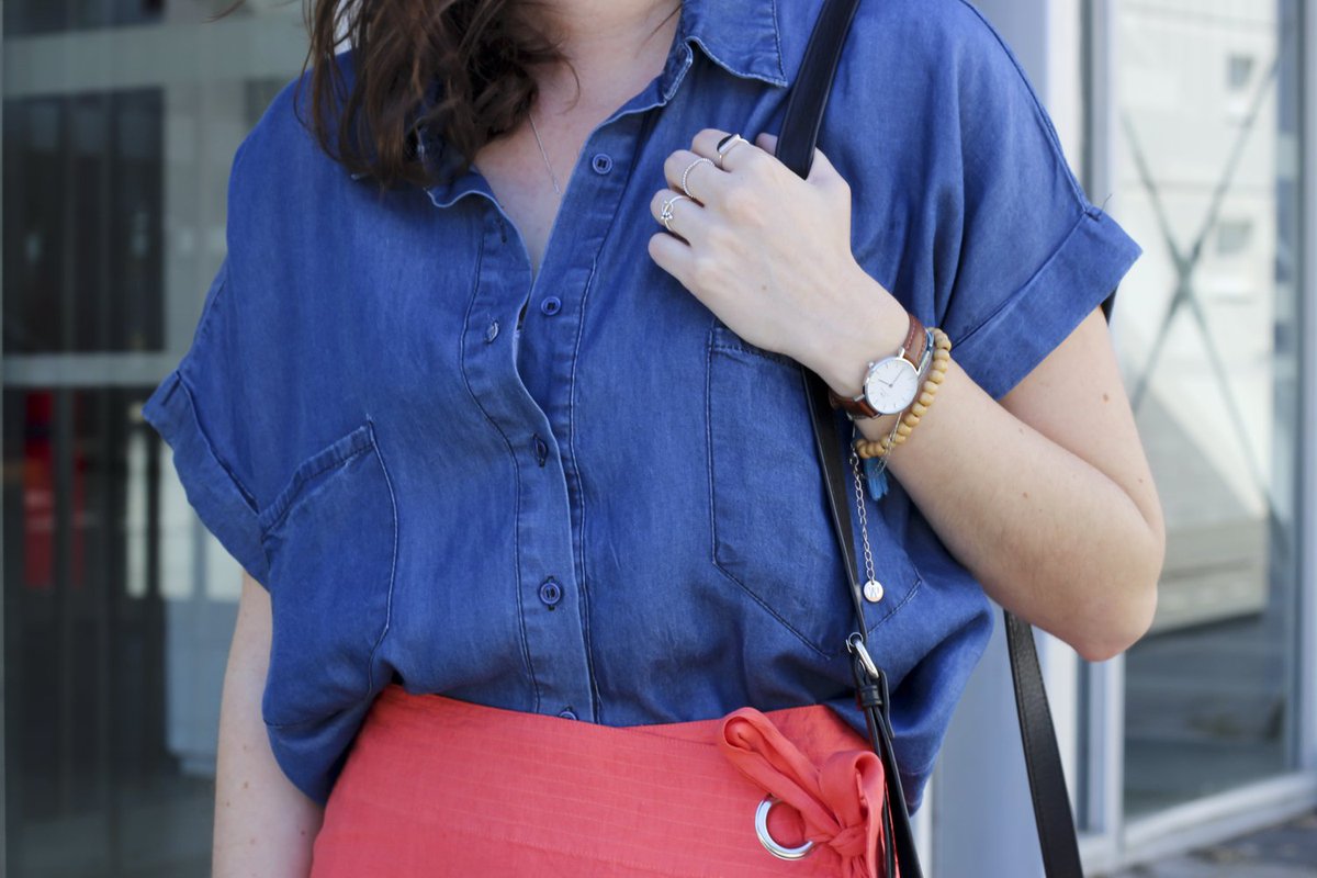 Sur le blog je vous présente ma jupe <a href="/bensimonbrand/">Bensimon Collection</a> en 100% lin que j'aime d'amour >>> elzasokolovski.com