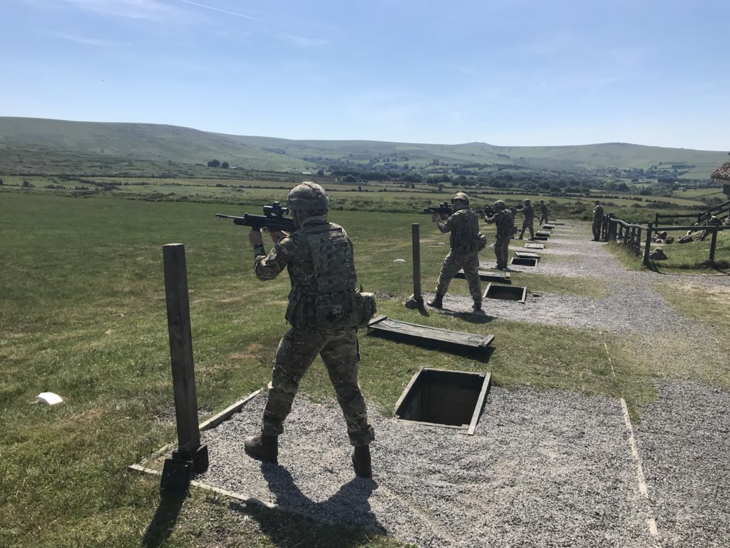 SapperJ's tweet photo. Beautiful day for a bit of marksmanship training. Bit too long for some though it would seem. #proudsapper #24commando #59commando #royalengineers https://t.co/RQMLxwssZ8
