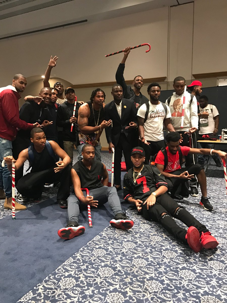 OXNupes's tweet image. 13 years ago today, 9 kourageous men saw a vision &amp;amp; konquered reality, paving the way to unite college men in bond of a Fraternity. Today Our Chapter proudly celebrates 13 years of Achievement 👌🏾💎♦️!!! #MagikCityNupes #WeFromDaOxTho #MadeInDade #FLNupes  #Prettyboys #YoNupe