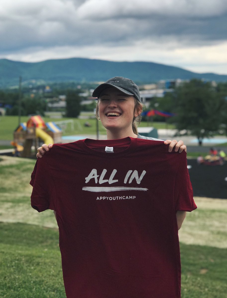 SAGUValor's tweet photo. We are in the middle of the mountains this week with Appalachian Youth Ministries! Can’t wait for All In camp this week.
.
.
.
From Virginia to Malawi, big things are happening with our Valor students. Apply today and join in on the hands on ministry. (https://t.co/OfQAv7bpQc) https://t.co/gYdAliYIVF