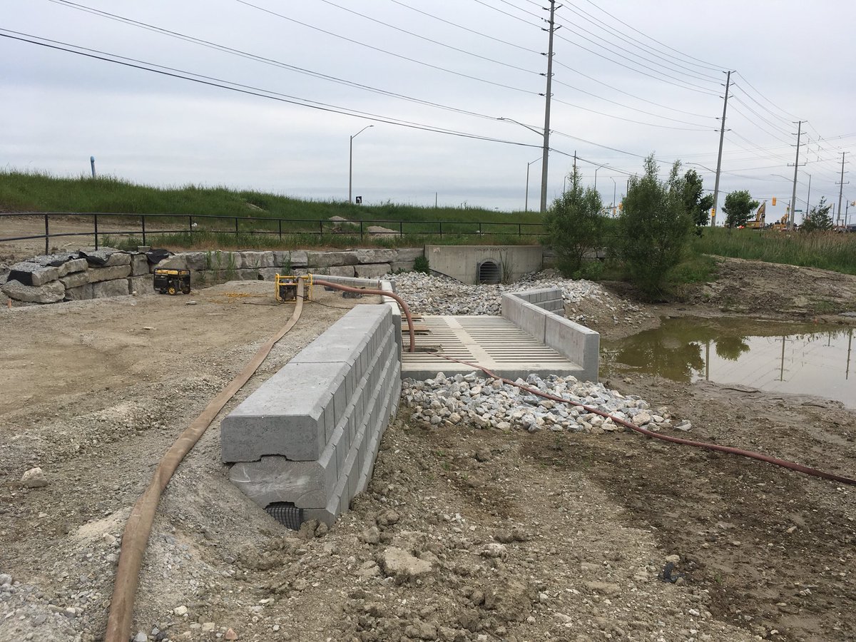 shield_cb's tweet photo. Last week we made a roadtrip to visit our patented SWM shields that are being installed for #regionofpeel
SWM shields are used at the #forebay of a #stormwaterpond to maintain #sediment for easy cleaning later on.
This will help reduce cost and disturbance from excavation. https://t.co/tFRWxpbBUj