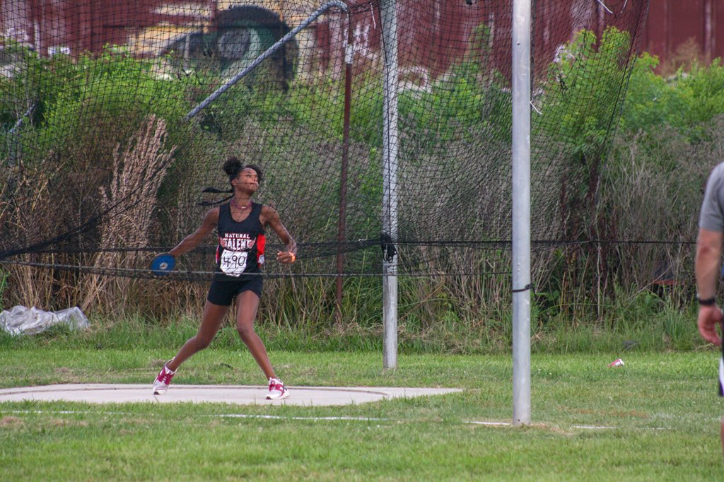hooverl_'s tweet photo. My baby girl Cherie. Hoping she turns into an Olympic Heptathlete one day. She has the help of 3 former All-Americans as coaches.2024 Olympic Trials she will be 18 years old #GoalSet https://t.co/L912lNpaTU