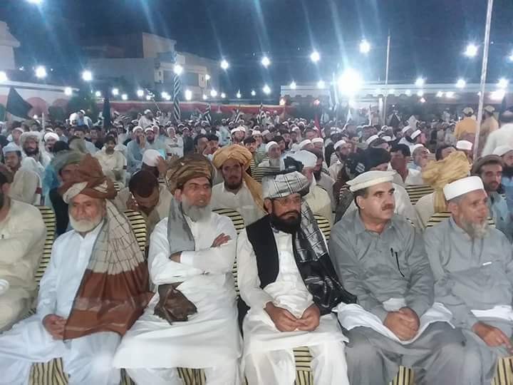 Fariiid_x02's tweet photo. قبائل ایک بار پھر اپنی مستقبل کا فیصلہ کرنے کیلئے پشاور میں جمع ھوگئے۔۔
آل قباٸل لویہ جرگہ
#FataPeopleRejectMerger
#No2FataMerger
#Sorry2FataMerger https://t.co/GpD1yYm9dc