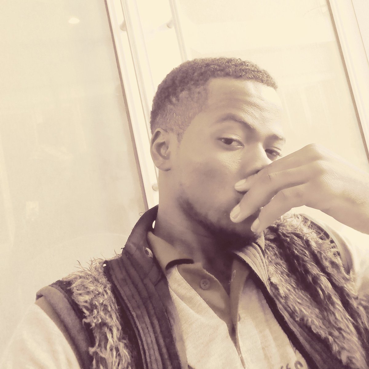 Romeo00714's tweet photo. #NewProfilePic https://t.co/BbcJLWVPZw