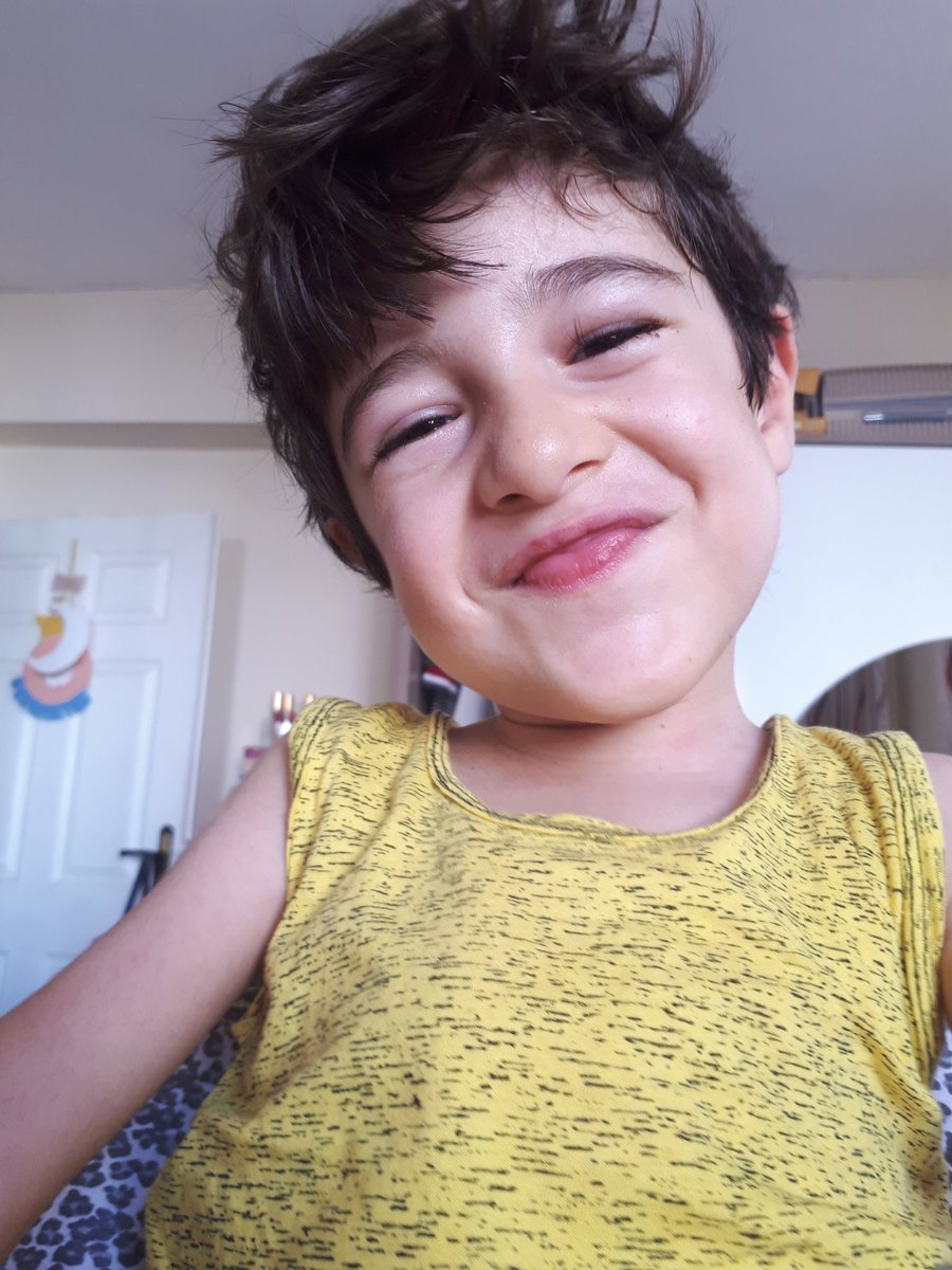 Rukihlalumt2016's tweet photo. #HalaSMAilacıBekliyoruz saglik icin caba gösterirken canindan bir parca evladin icin caresizce beklemek cok zor https://t.co/CC1lPmE78l