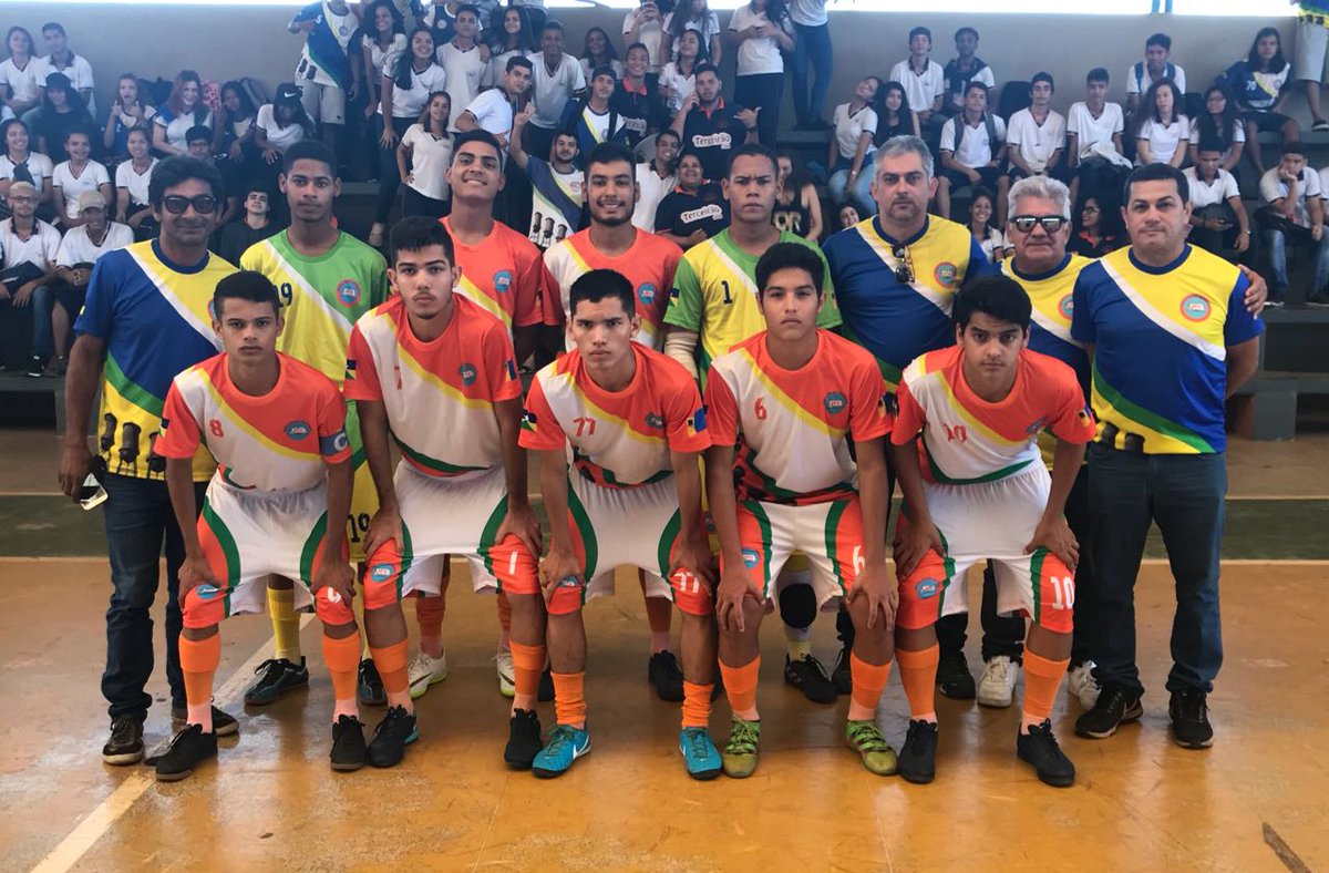 _mateusgomes01's tweet photo. para tudo há uma ocasião, e um tempo para cada propósito debaixo do céu: tempo de nascer e tempo de morrer, tempo de plantar e tempo de colher o que se plantou! começo de um sonho sendo realizado. #MajorCampeão #família ❤🙏 https://t.co/FRKpm37gaP