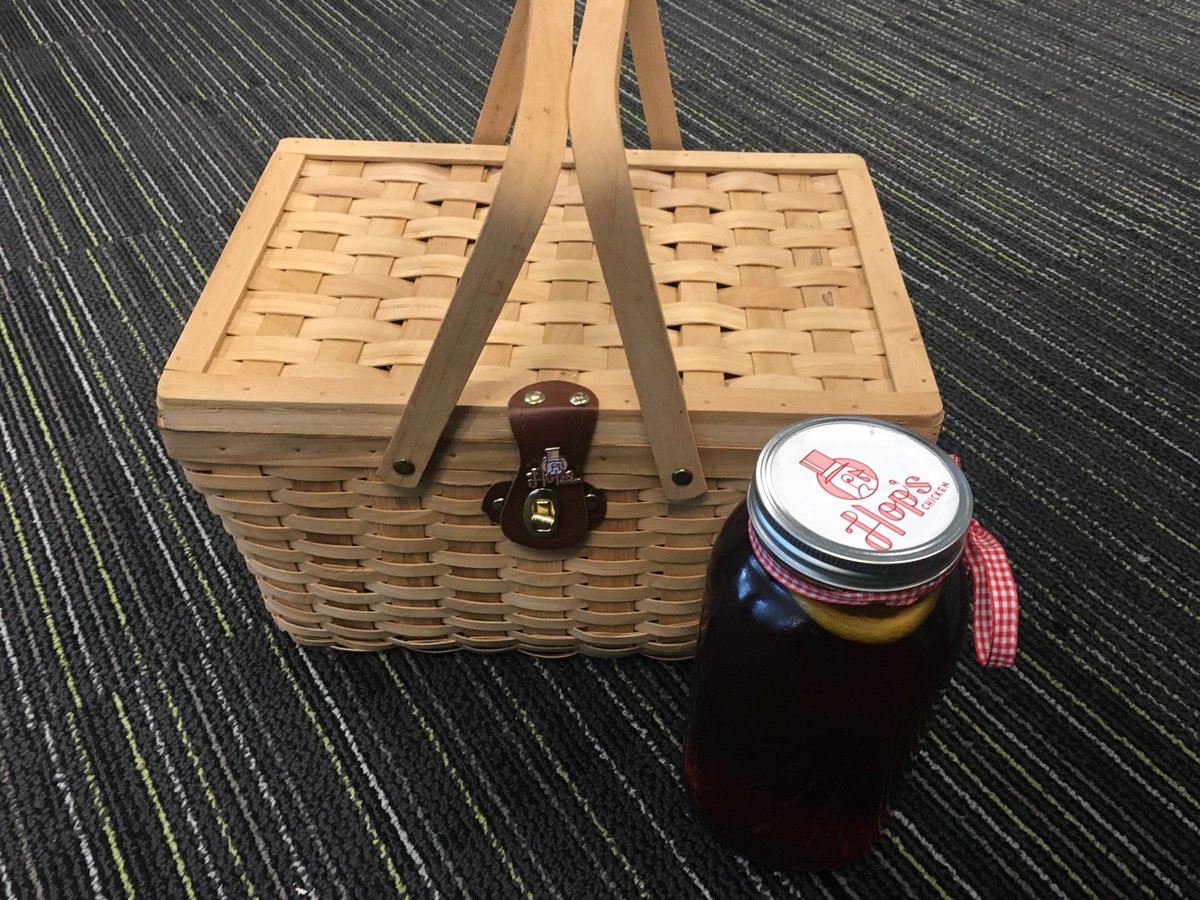 Fried chicken for dinner? Yes, please.   Thanks @hopschicken