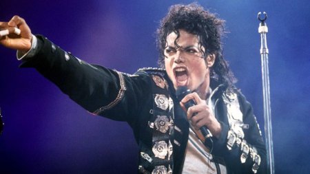 WATNCelebrity's tweet photo. #RIPMichaelJackson

It has been 9 years since the King of Pop passed away. https://t.co/gwW4ASvgY4