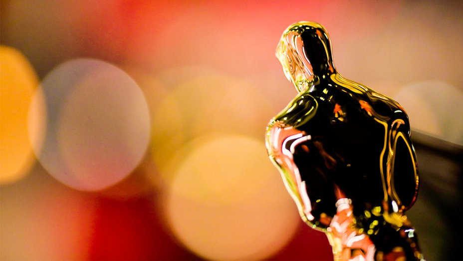 THR's tweet image. .@TheAcademy invites record 928 new members thr.cm/MqFqud