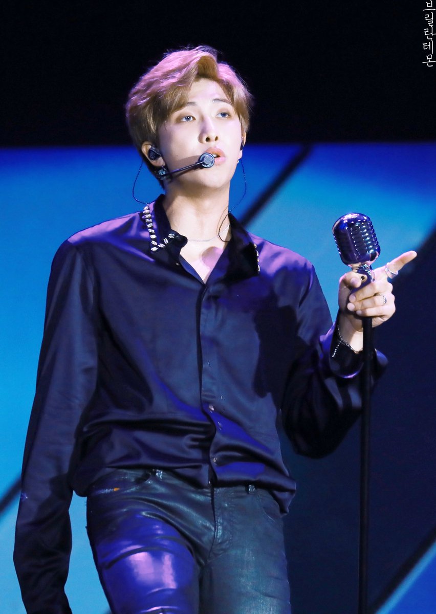 BTS Gallery tweet media