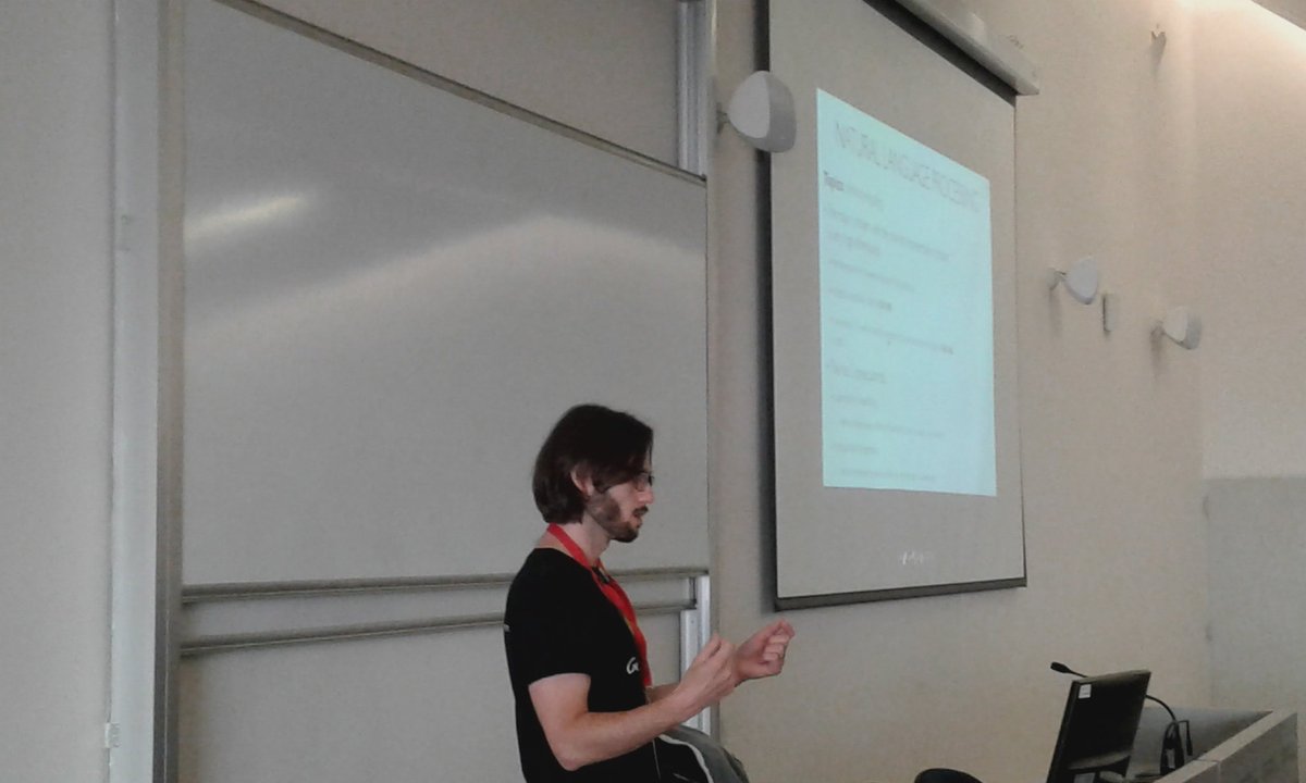 MLSS2018BsAs's tweet image. Prof. @hugo_larochelle on Deep Neural Networks. Really awesome...@GoogleAI #MachineLearning #MLSS