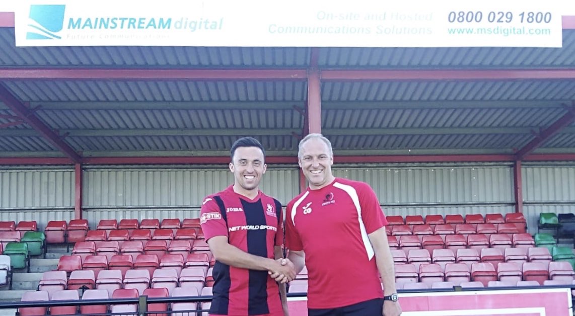 CirenTownFC's tweet image. 🔴⚫️🔴⚫️🔴⚫️🔴⚫️🔴⚫️🔴⚫️
The one everyone has been waiting for! Last seasons record breaking goalscorer &amp;amp; leagues joint top goalscorer. @benwhitehead11 has committed to The Centurions for the up coming season #goals #greatsigning #goodnewsforthefans  @MSDigitalTweet