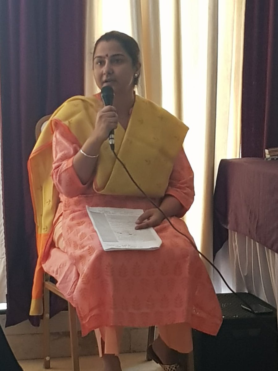 Seekers from the Maharishi Adhyatma Vishwavidyalay, gave presentation on 'Holistic view of health and well being in relation to pregnancy' in Chandigarh., Yesterday!

Great response from people regd. Holistic approach! <a href="/Ananya2025/">Ananya</a> <a href="/hjsdrpingale/">DrCharudatta pingale</a> @SSRFINC <a href="/cathakursingh/">Thakur Singh</a> @HJS_KJ