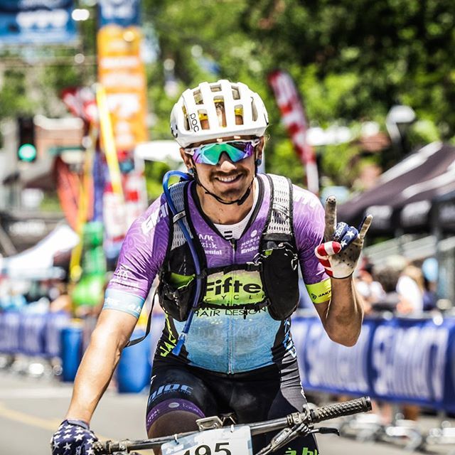 upwardprogress's tweet photo. Feeling good at the finish of last weekend's 50-miler. 🤘 Dialing in my nutrition has been a big part learning to race long distances. I was resistant to wearing a back at first, but I'm a huge fan of the @camelbak Chase. It's light, well ventilated a… https://t.co/z4xi6ysgUL https://t.co/aQriaUrGZp