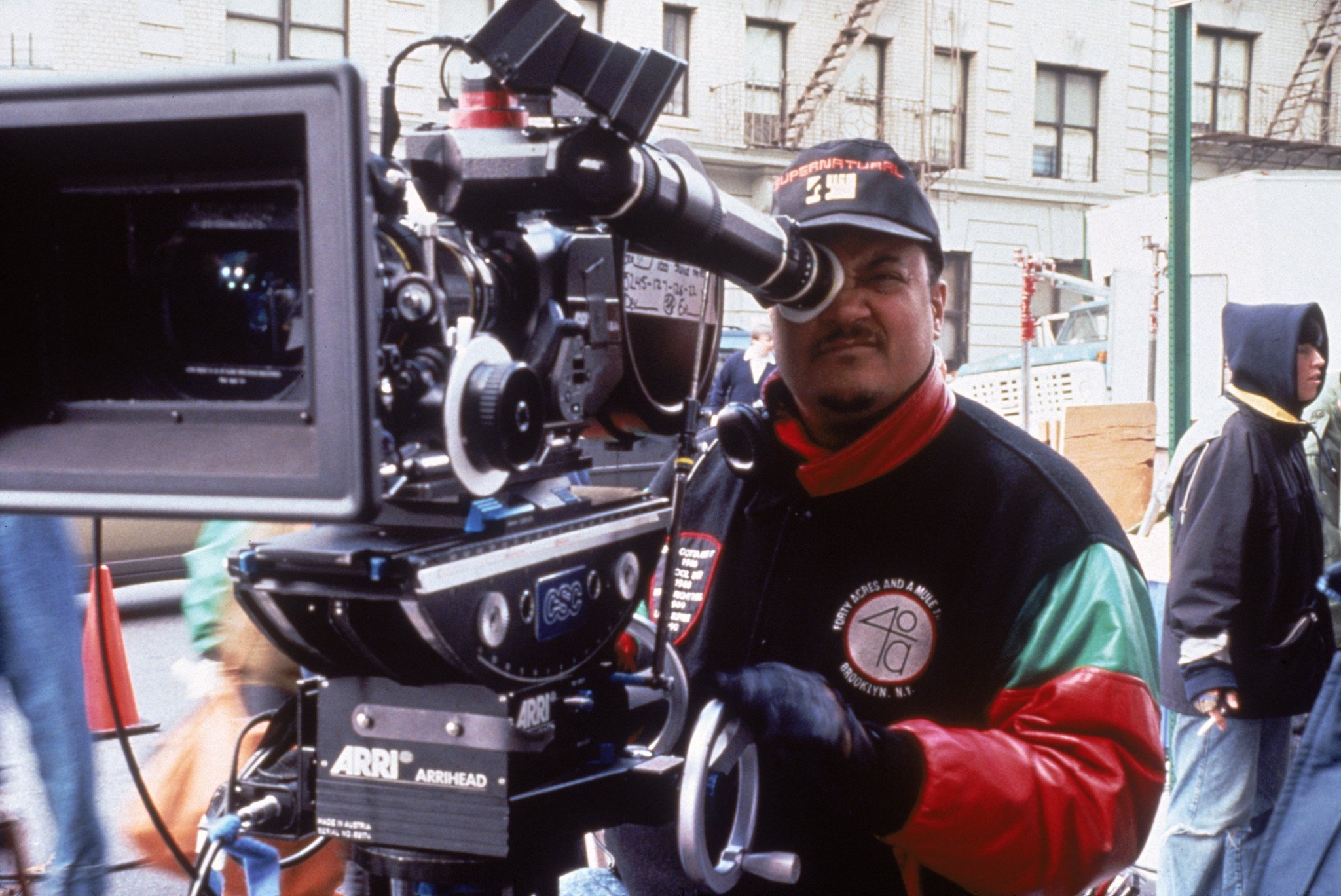 Wishing a happy birthday to Ernest Dickerson! Seen here on the set of Juice (1992). 