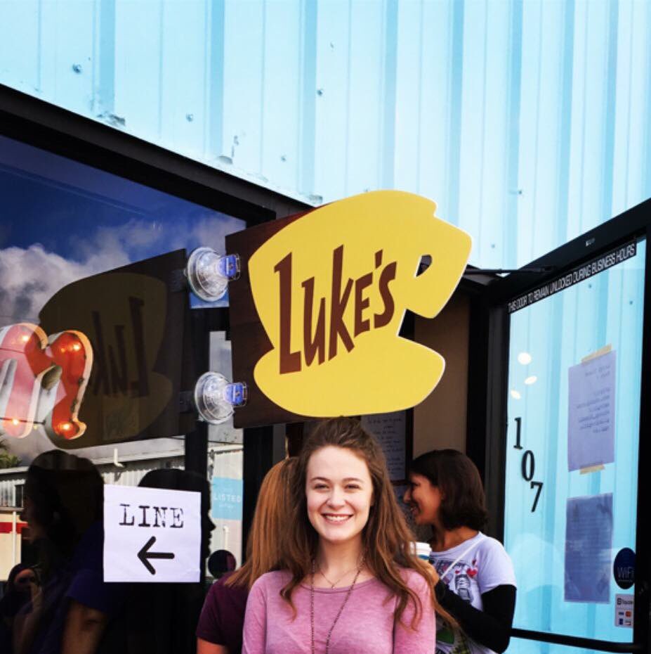 AXLambda's tweet photo. Happy birthday to one of our Alpha Chi Girls, @emilypeter_ ! We hope your day is as delightful as a cup of coffee from Luke’s Diner! ☕️💜🌻✨ https://t.co/1lWWV4Jvi7