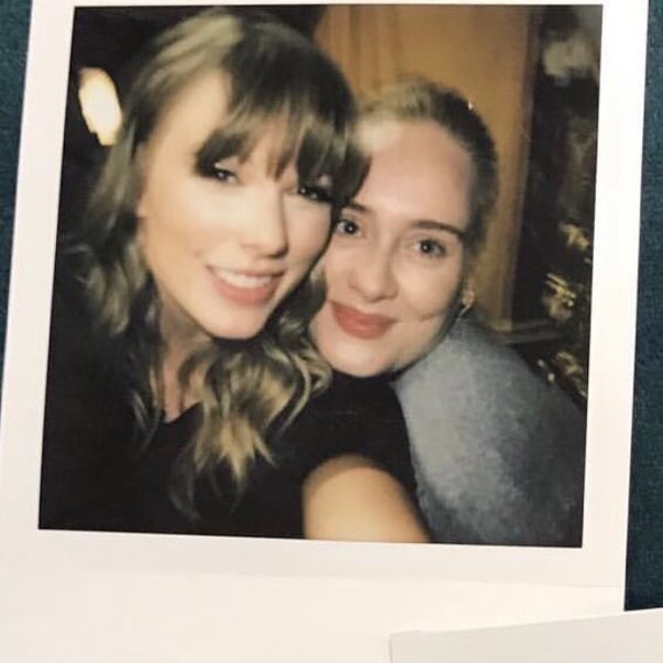 theadelelife's tweet image. Deadass getting this picture on a t-shirt. Watch me. Give me a week.