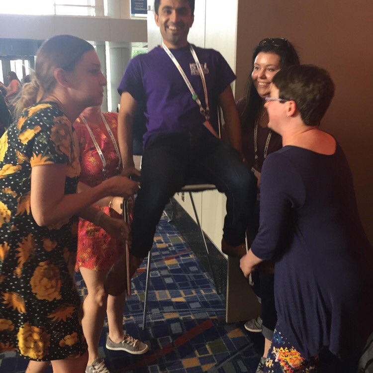 LibTechSavvy tweet media