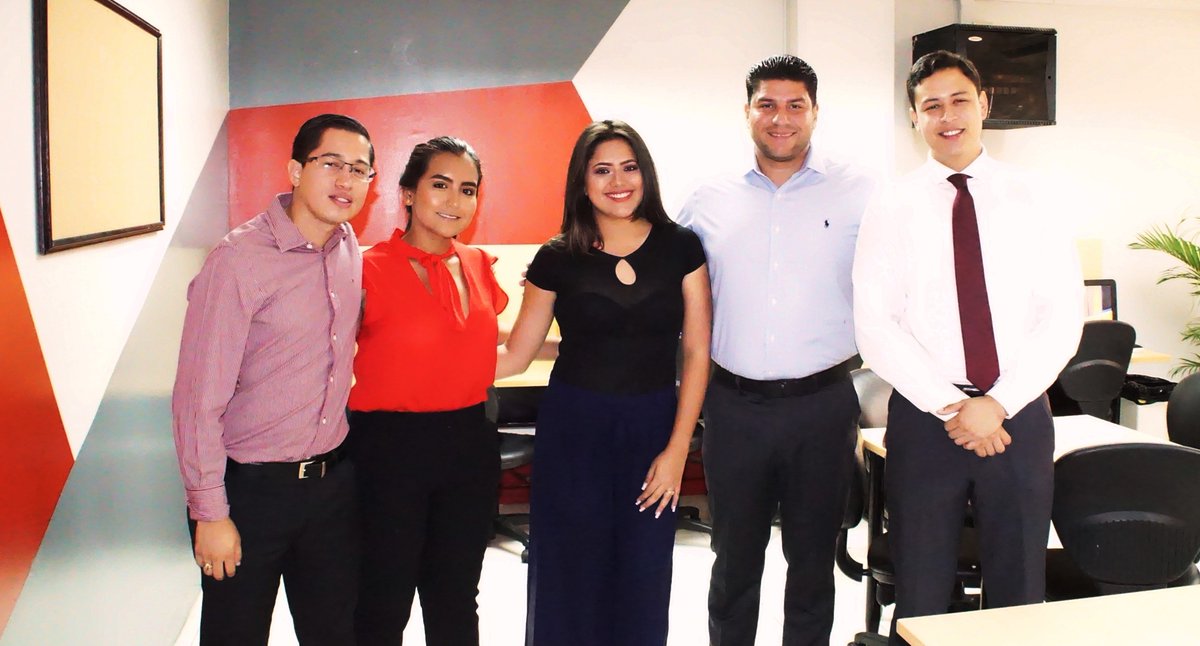 ucatolicagye's tweet photo. #HoyenlaUCSG:
La Asociación de Estudiantes de la Facultad de Ciencias Económicas y Administrativas participan de la reapertura de las instalaciones remodeladas, con la finalidad de integrar a sus compañeros a través de los servicios con los que están equipados. #AEFF https://t.co/ne4V2cYJGr