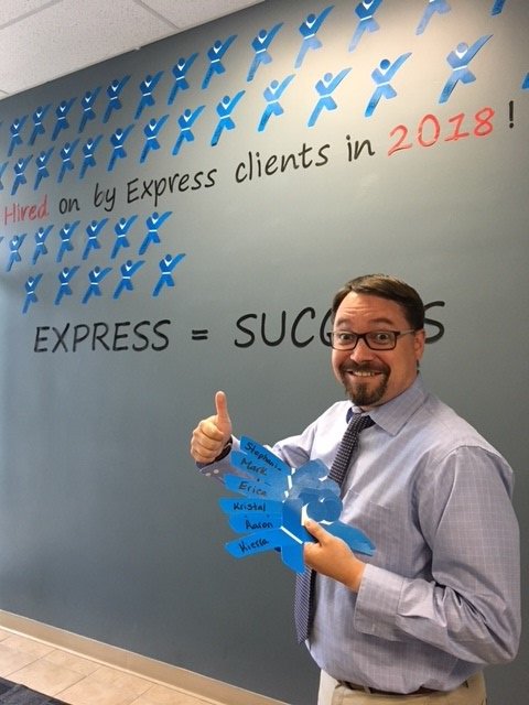 ExpressSarnia's tweet photo. We are celebrating the addition of seven more names to our job wall! That's seven more people hired-on full-time by local businesses! #Sarnia #MillionToWork https://t.co/wsxbaazdfG