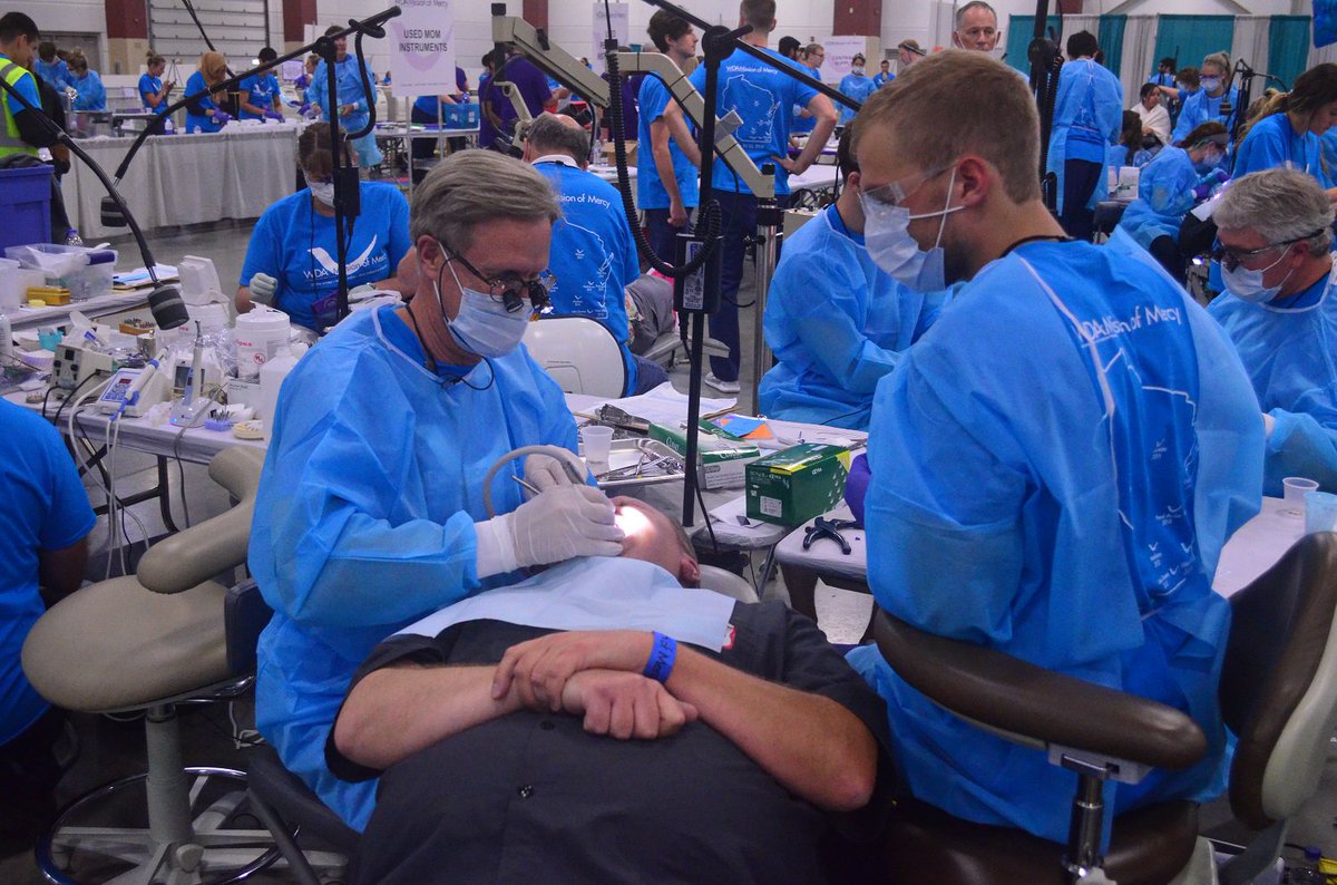 wisconsindental's tweet photo. #WeLoveToSeeYouSmile: Final #WDAMissionofMercy numbers: 1,400+ volunteers gave more than $1 million in free care to kids & adults during 2,087 patient visits. https://t.co/WxicWAEd4m https://t.co/7rv8AhWKMI