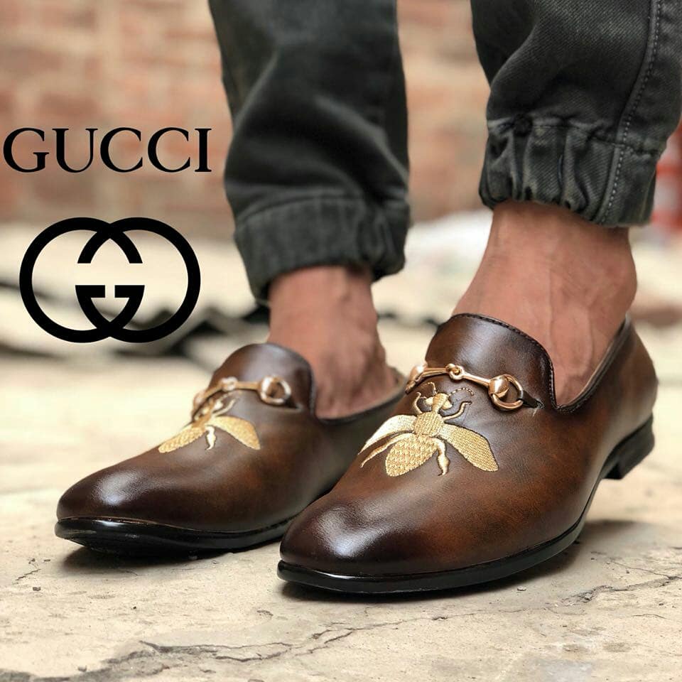 FBloggers11's tweet image. # gucci
7-10 sizes
*1099/- free ship*
📲 What&apos;s app-9990624415
@FBloggers11