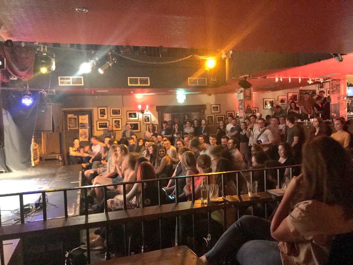 thewonkyspatula's tweet image. .@FoilArmsAndHog kicking off at #CherryComedy @whelanslive 😂🙌🏻